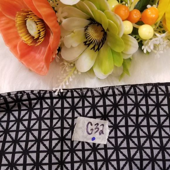 🌻🌺🌻LULULEMON GEOMETRIC WUNDER UNDER LEGGINGS!! - Picture 7 of 8